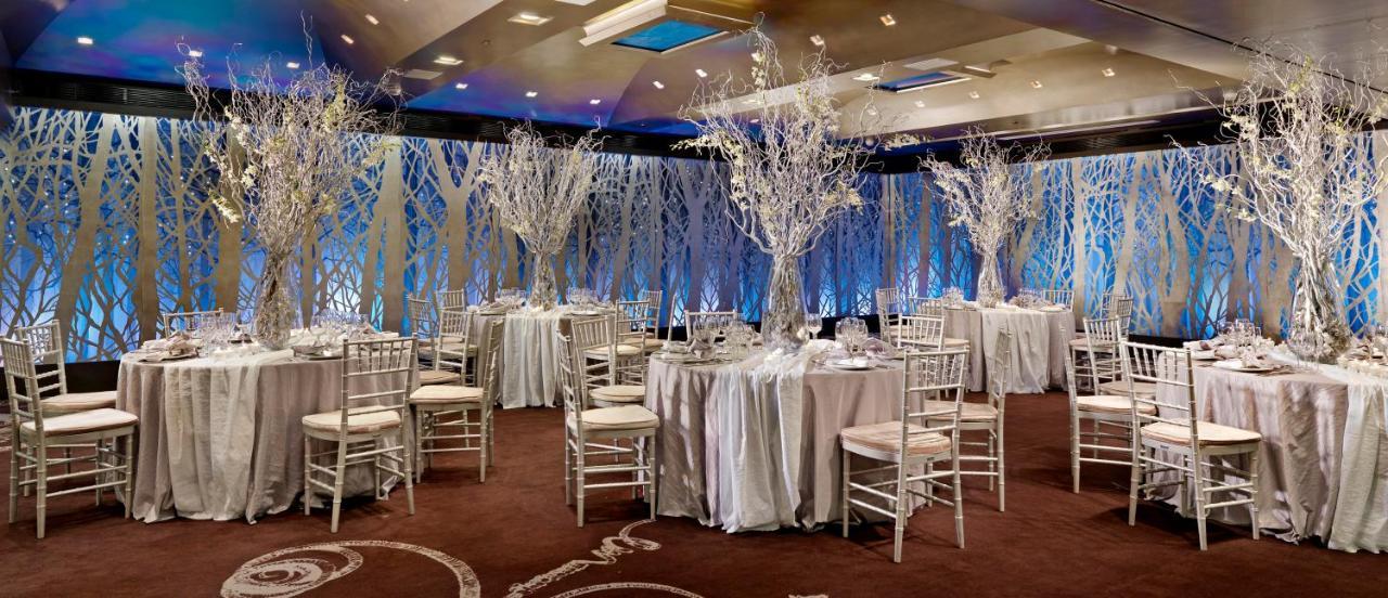 Radisson Blu Park Hotel Атина Екстериор снимка The ballroom at the MGM Grand