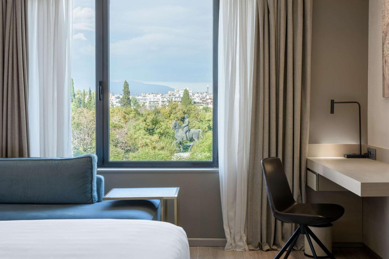 Radisson Blu Park Hotel Атина Екстериор снимка A room at the hotel
