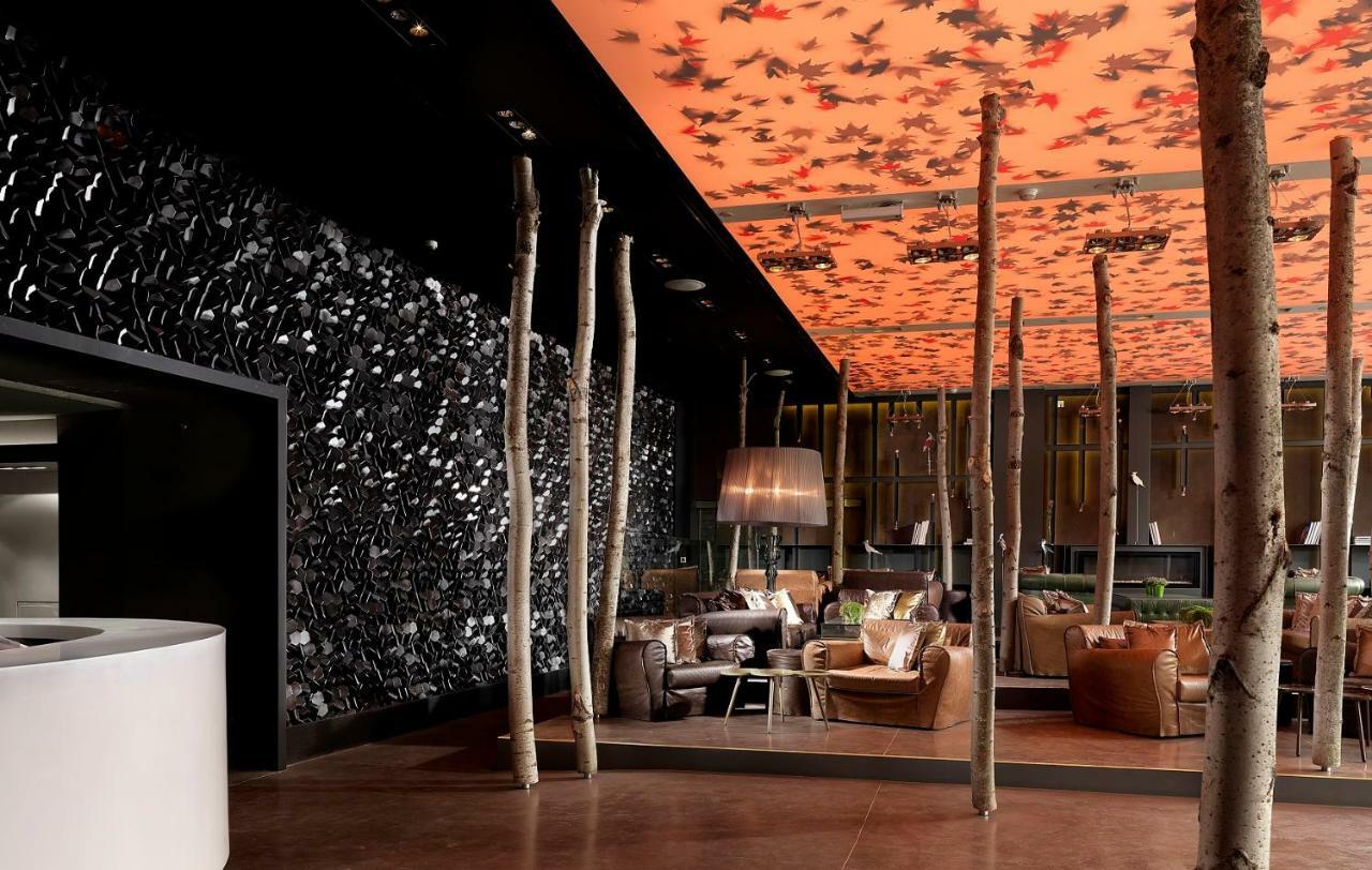Radisson Blu Park Hotel Атина Екстериор снимка The interior of the restaurant